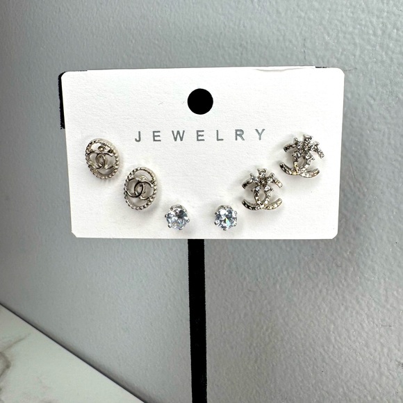 Earring Set - Picture 1 of 6